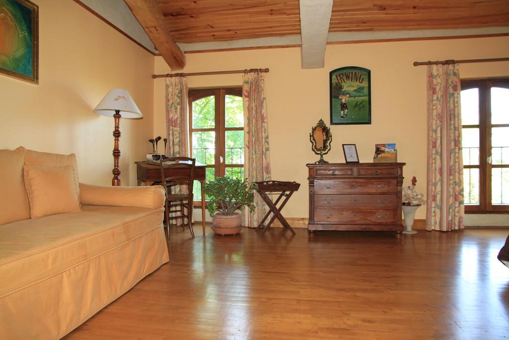 Bed and Breakfast La Pigario Lisle-sur-Tarn Pokoj fotografie